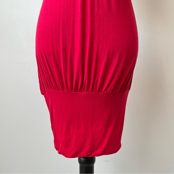 Bui Yah Kah Red Beaded V-neck Bodycon Pencil Dress with Square Back for Women - Picture 6 of 9